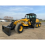 Niveleuse NEW HOLLAND F156.7A